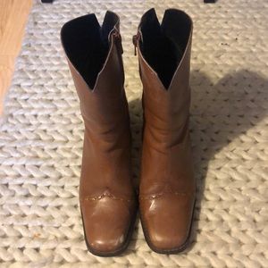 Western boot heel